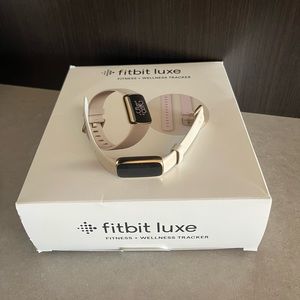 Fitbit Luxe